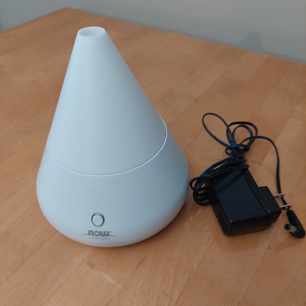 NOW Solutions White Diffuser Aromatherapy Essential Oil model #00950